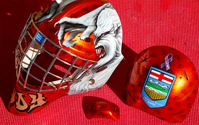 custom paint airbrush hockey helmet ProArtPaint